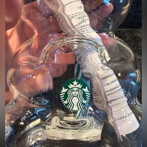 🌟💚LIMITED EDITION💚🌟 💯 Authentic 
Starbucks Clear Bear Tumbler with Green Lid